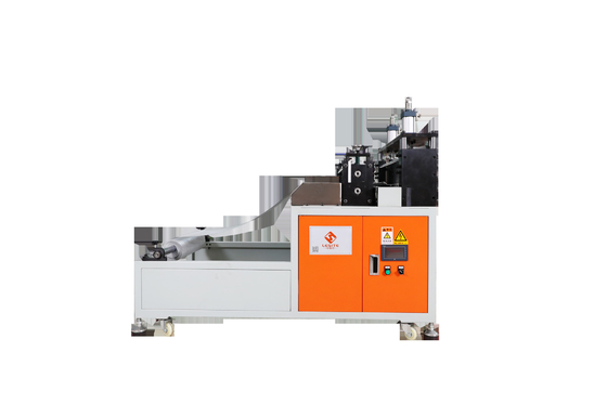 0.6-0.8Mpa macchina per la fabbricazione di filtri d'aria con un consumo di aria di 0,4 m3/min e 1 anno