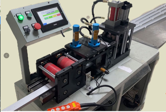 Tagliatrice di alluminio dell'angolo della struttura di profilo di controllo del microcomputer 380V